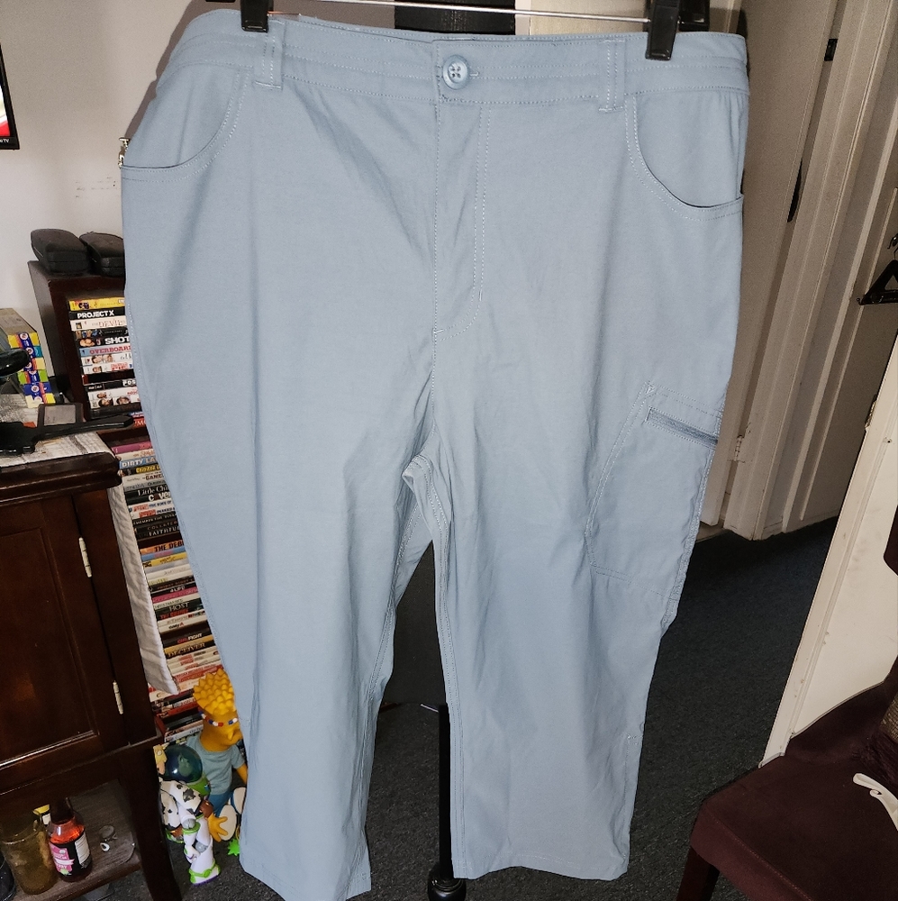 Cropped pants